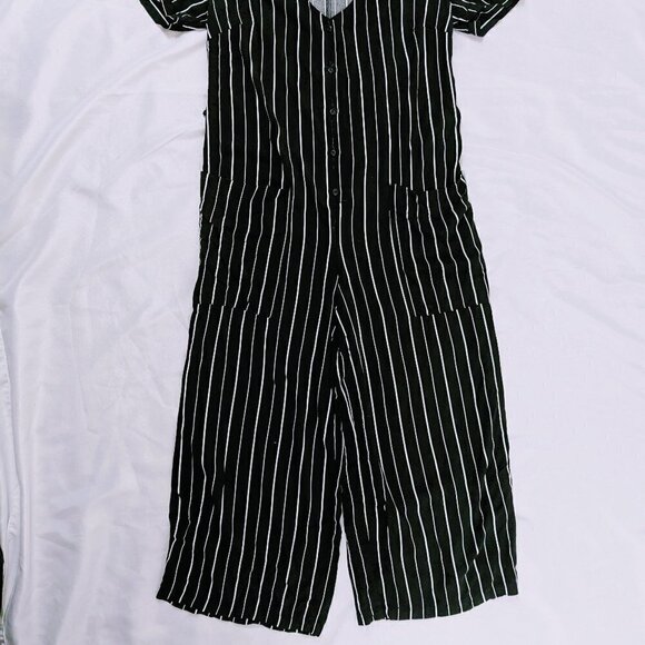 Dress Forum Los Angeles Black and White Striped Jumpsuit Women's Size Medium - Picture 7 of 8